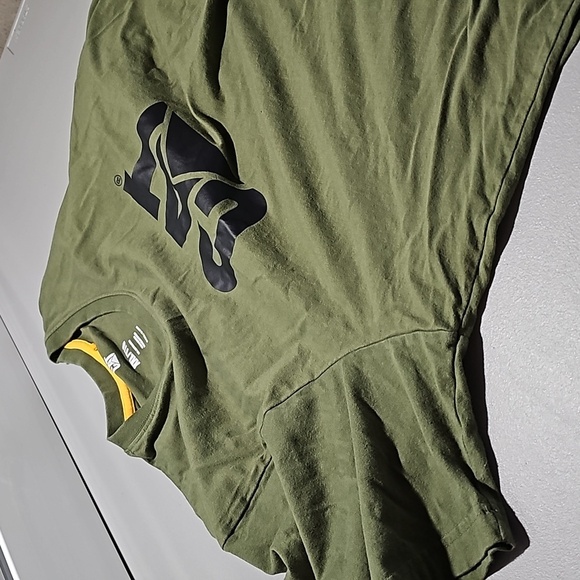 CAT XXL olive green short sleeve shirt - Picture 6 of 6
